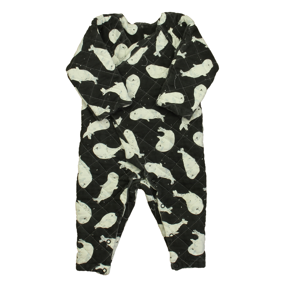 Noe & Zoe Berlin Unisex Black | White Long Sleeve Outfit size: 12-18 Months